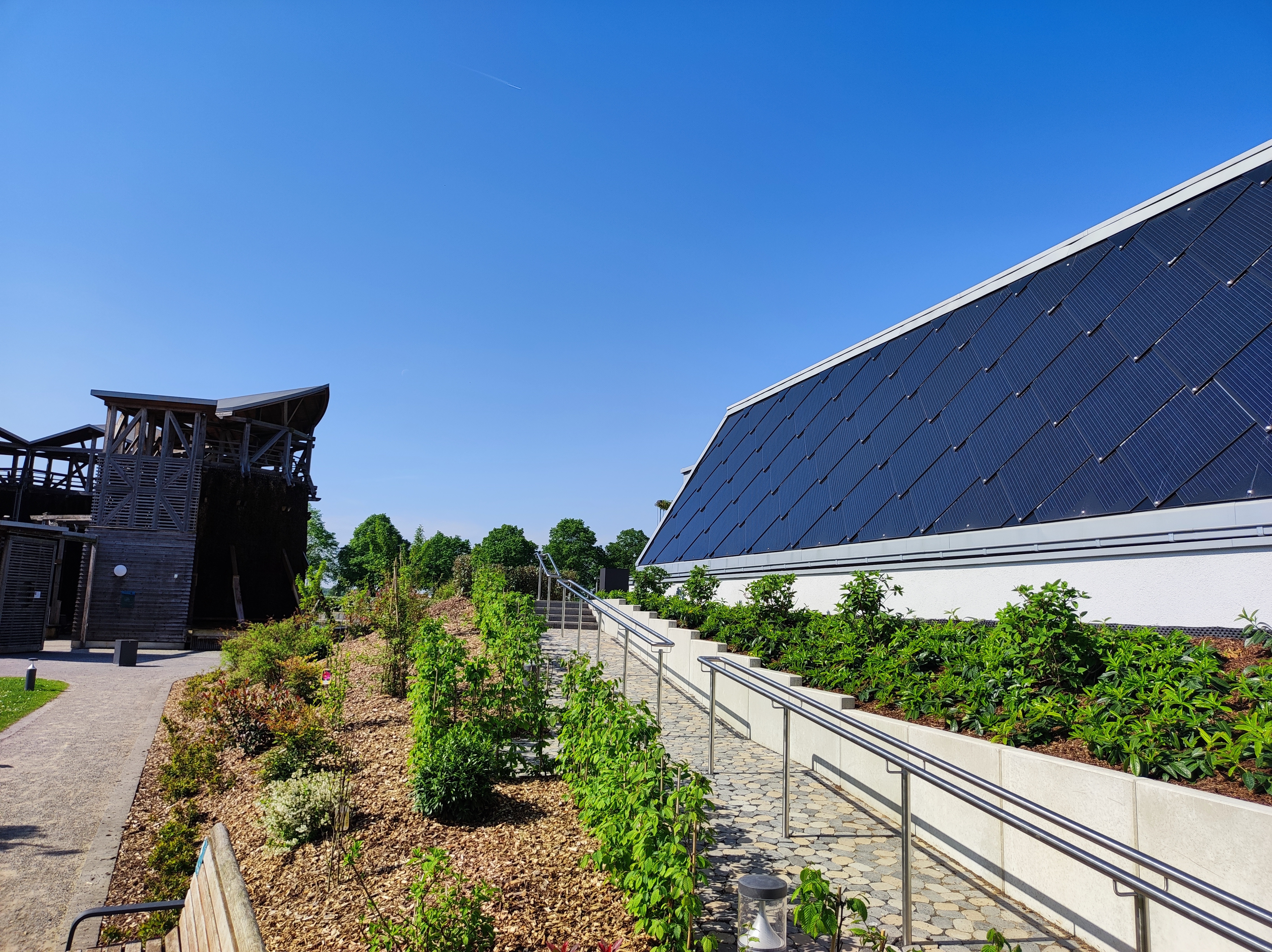 Partial view of the inhalatorium and the Gradiwerk in Kevelaer.