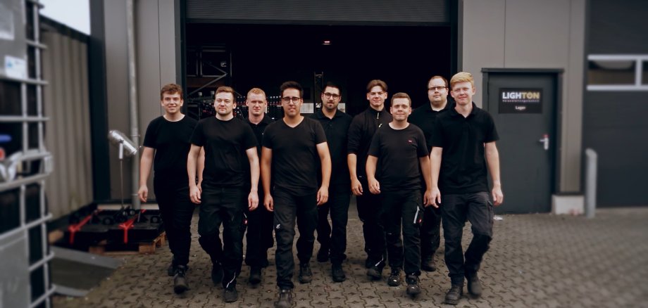 Employees of Lighton