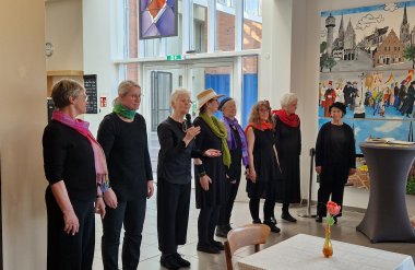 International Women's Day March 2024 - Dance group at the Lower Rhine Museum