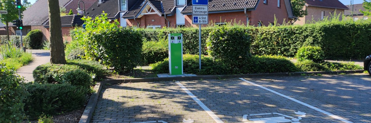 E-charging station at the Kardinal-von-Galen parking lot