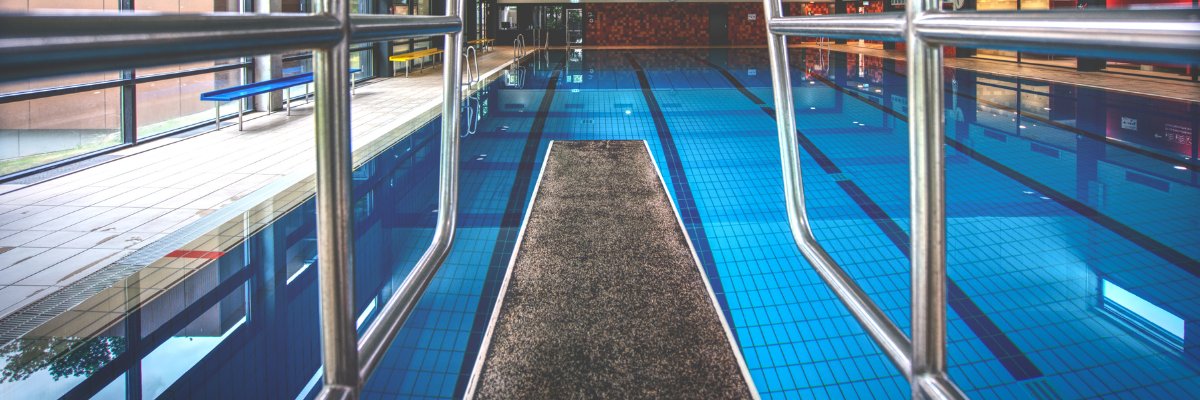 3-meter duikplank in het Kevelaer binnenzwembad
