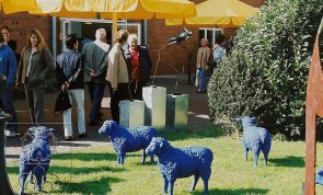 Niedzielne zakupy i wioska artystów 2002 Niedzielne zakupy i wioska artystów 2002