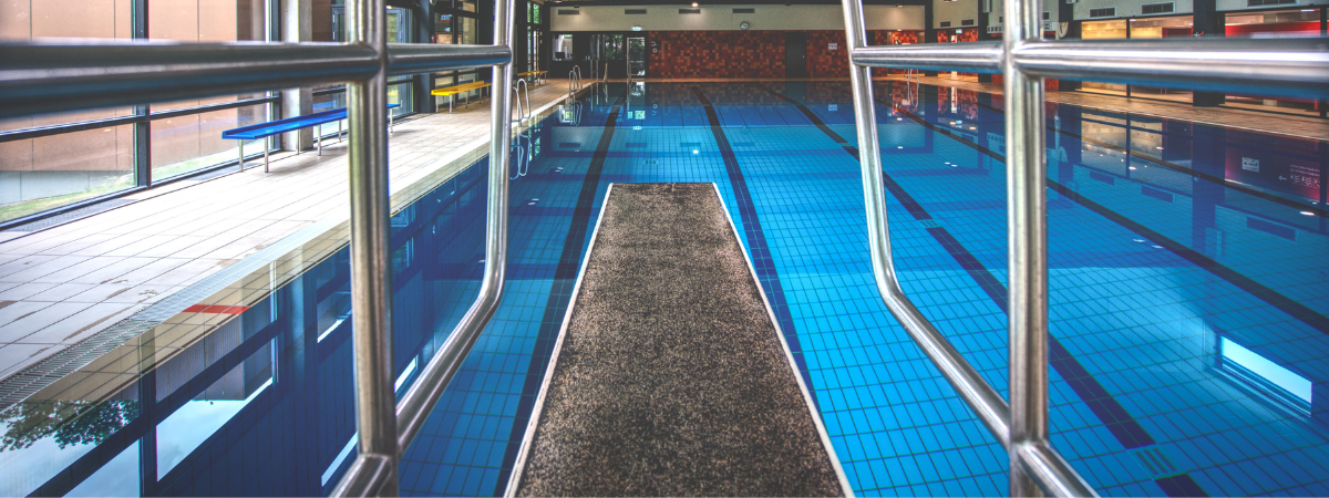 3-метровий трамплін у критому басейні Kevelaer